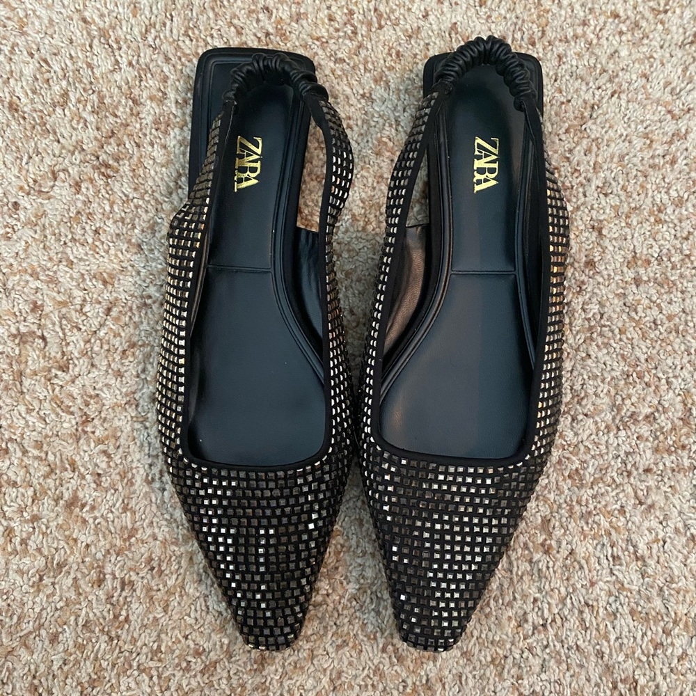 NEW THIS SEASON Zara sling back flats